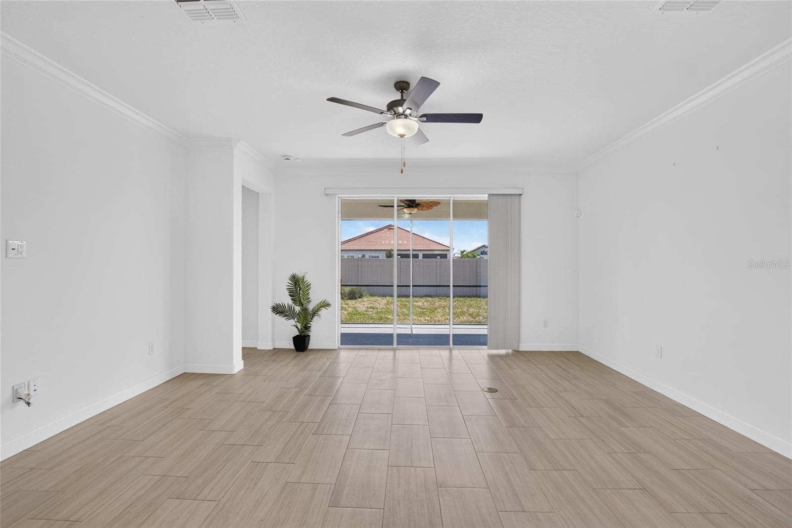 Single Family Residence at 17206 STAR BANKS ST, WIMAUMA, photo 19 of 47