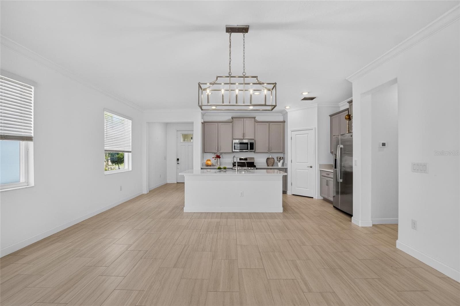 Single Family Residence at 17206 STAR BANKS ST, WIMAUMA, photo 21 of 47