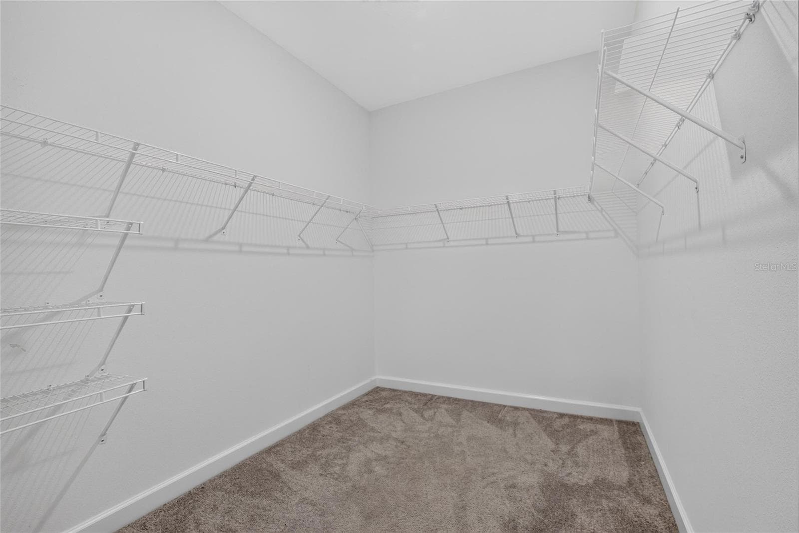 Single Family Residence at 17206 STAR BANKS ST, WIMAUMA, photo 28 of 47