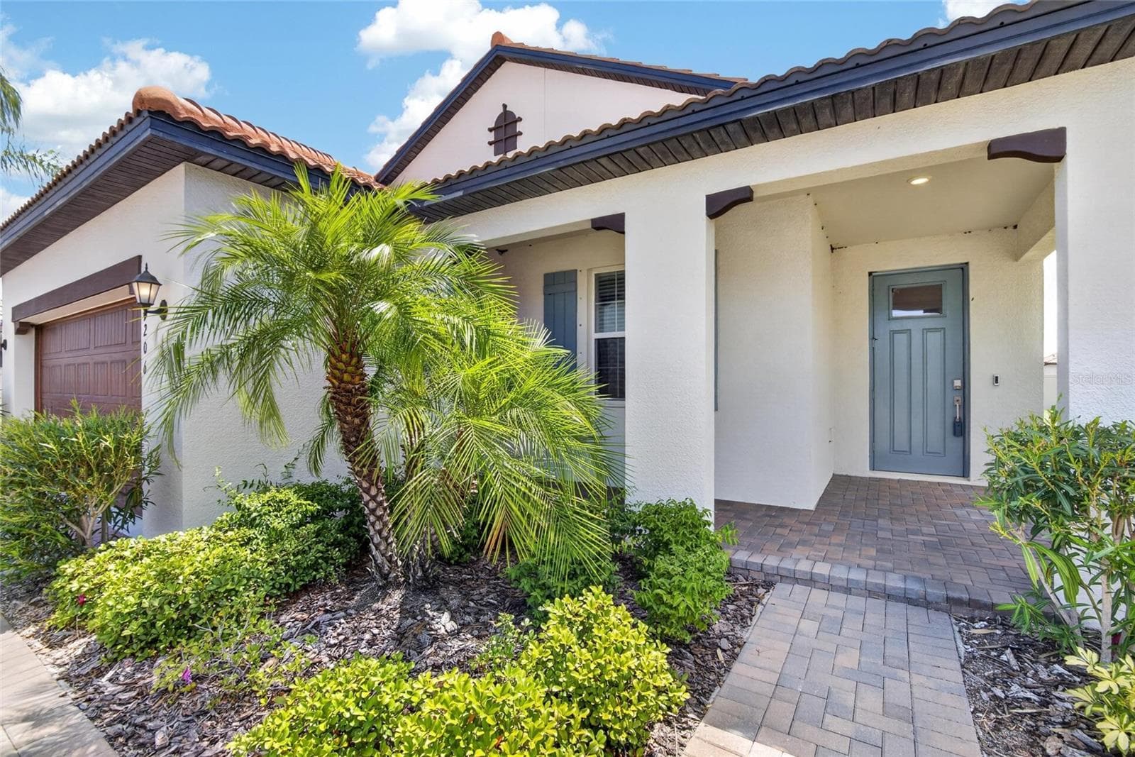 Single Family Residence at 17206 STAR BANKS ST, WIMAUMA, photo 7 of 47