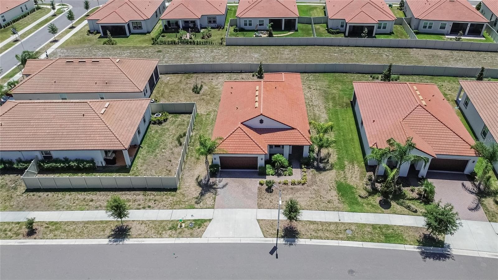 Single Family Residence at 17206 STAR BANKS ST, WIMAUMA, photo 45 of 47