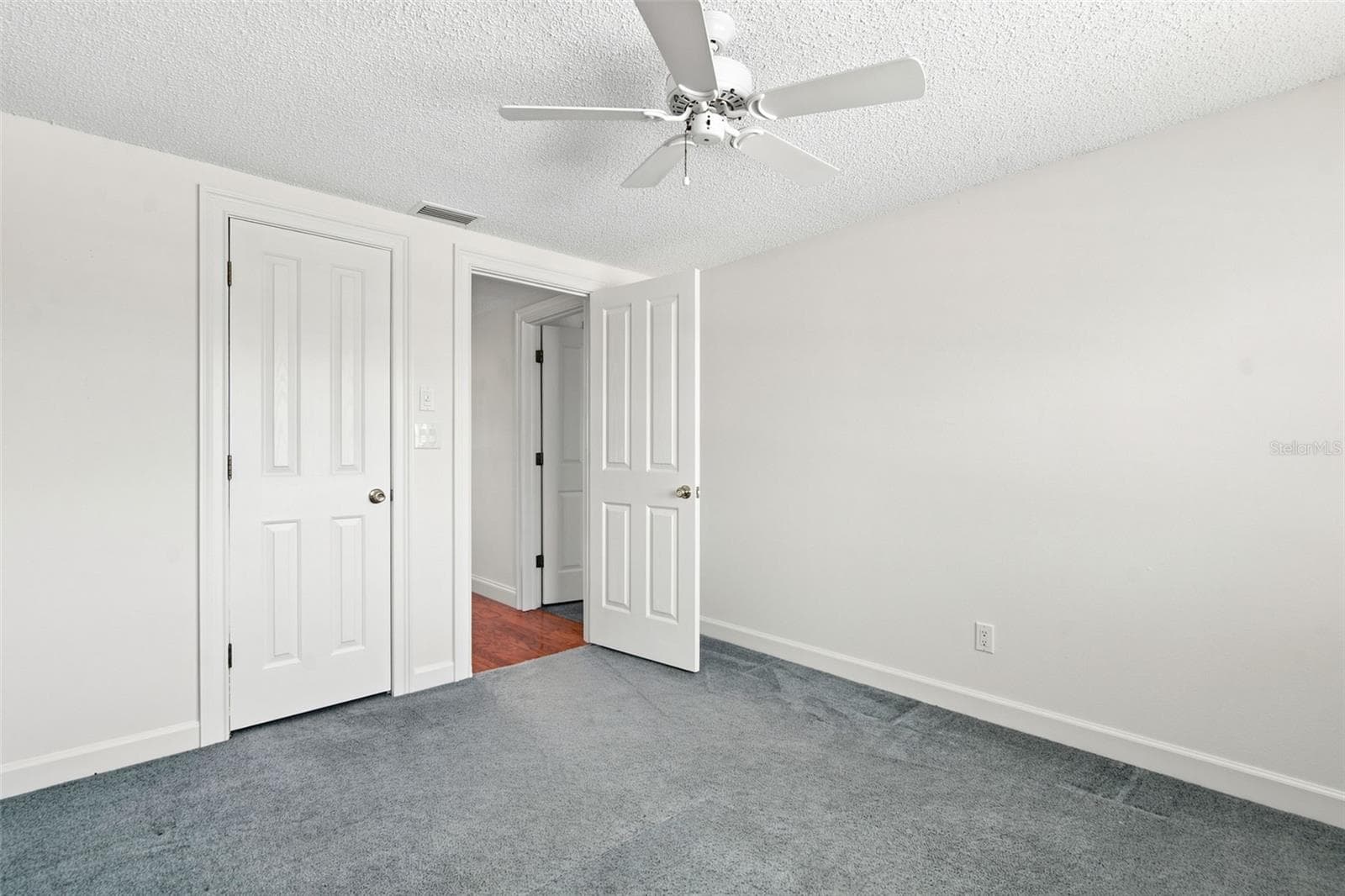 Single Family Residence at 13155 BOCA CIEGA AVE, MADEIRA BEACH, photo 35 of 73