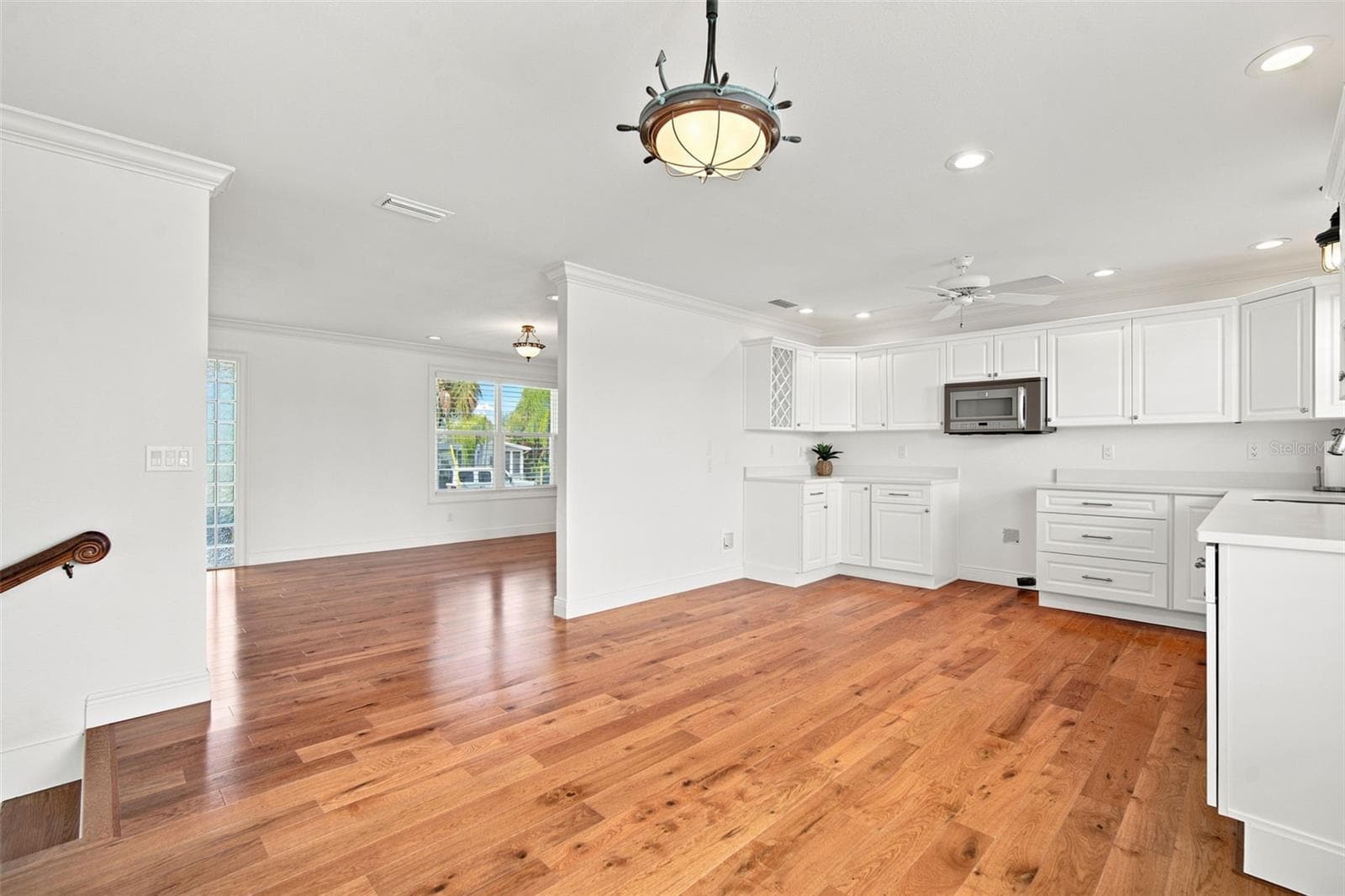 Single Family Residence at 13155 BOCA CIEGA AVE, MADEIRA BEACH, photo 15 of 73