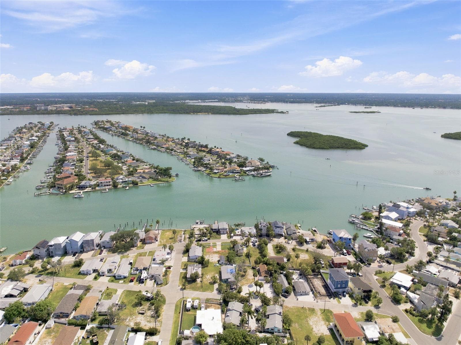 Single Family Residence at 13155 BOCA CIEGA AVE, MADEIRA BEACH, photo 70 of 73