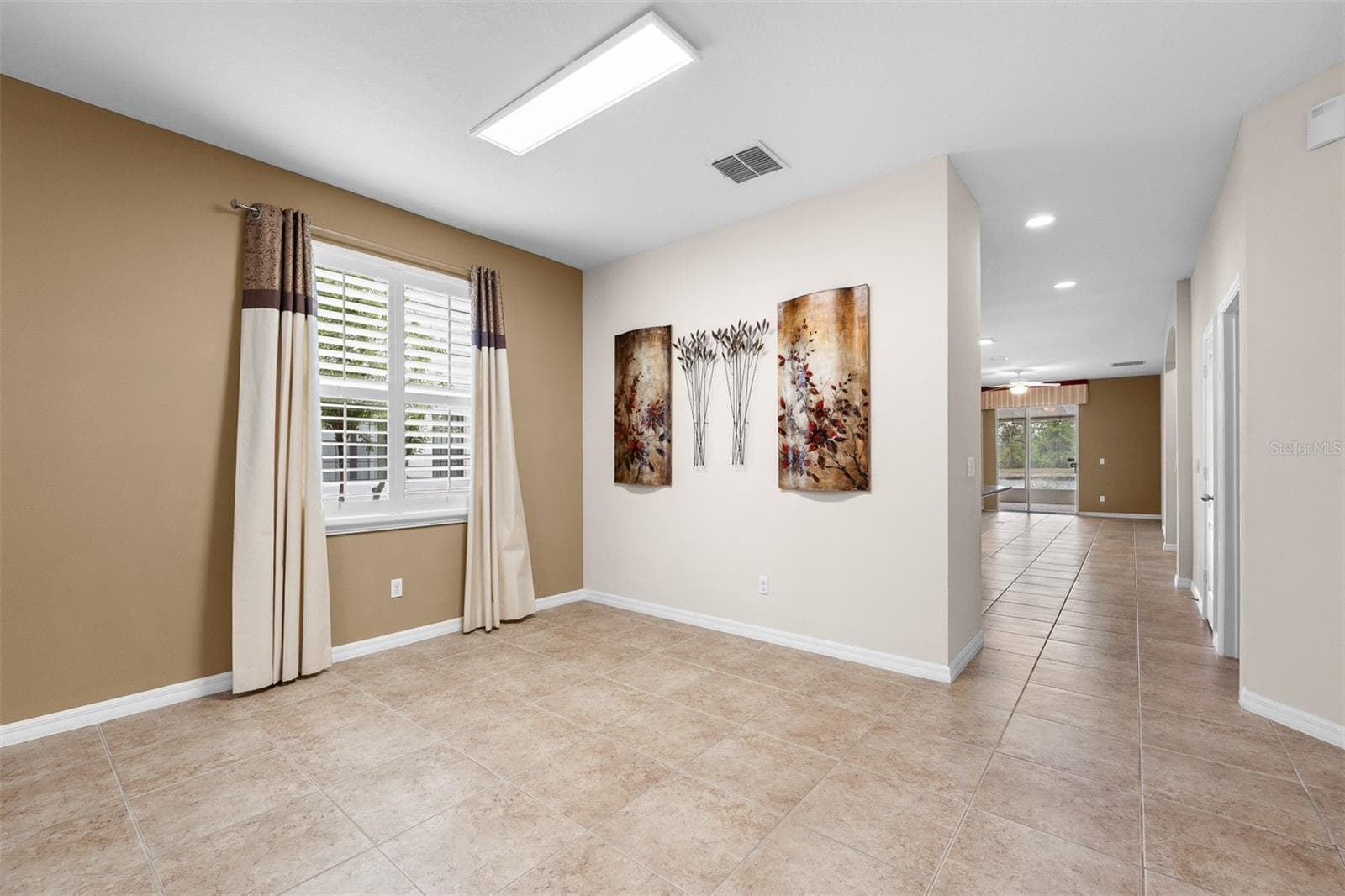 Single Family Residence at 1465 BALSAM WILLOW TRL, ORLANDO, photo 18 of 57
