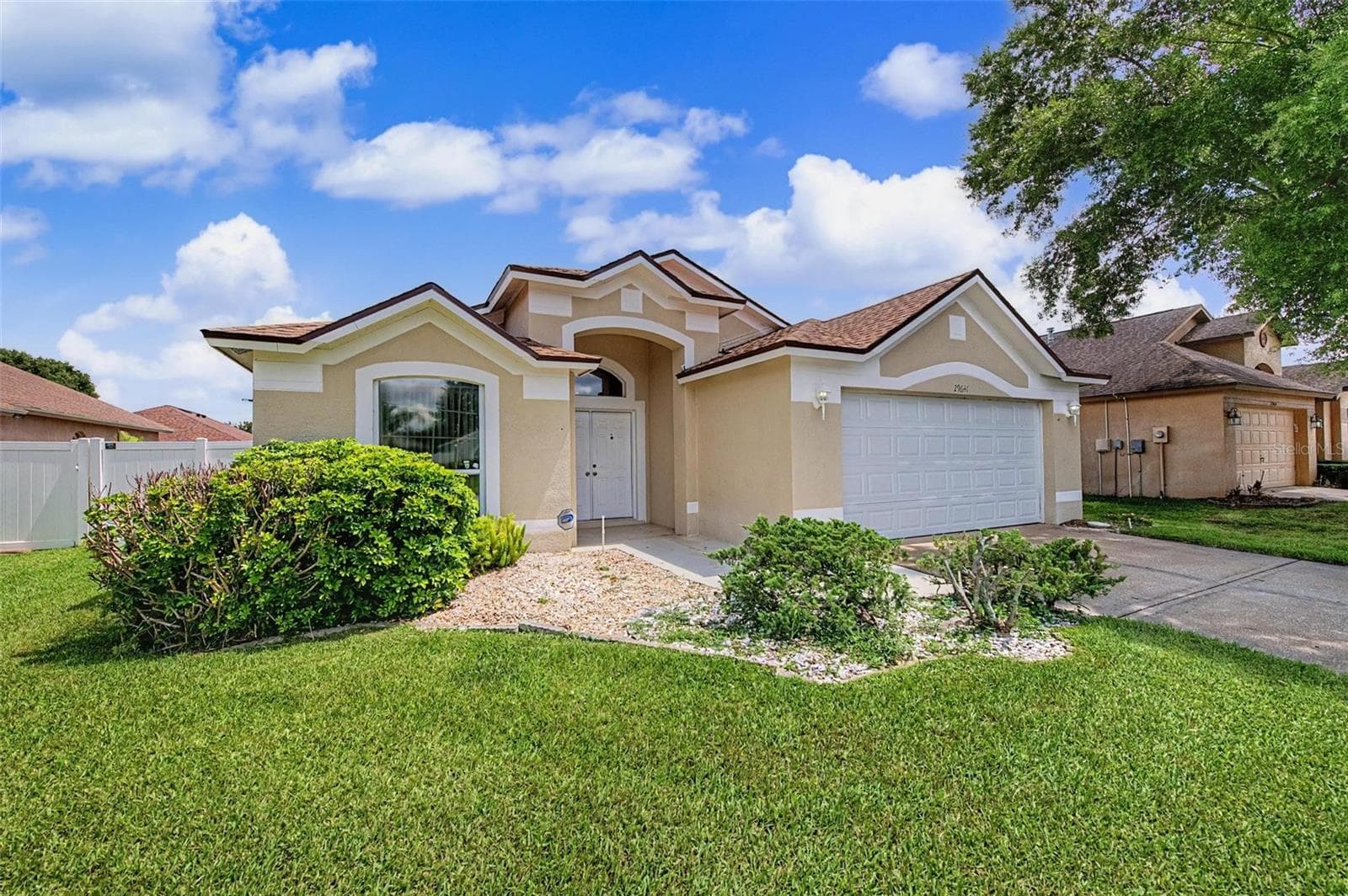 Single Family Residence at 29641 FOG HOLLOW DR, WESLEY CHAPEL, photo 3 of 47