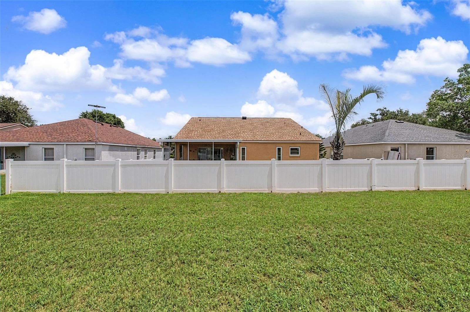 Single Family Residence at 29641 FOG HOLLOW DR, WESLEY CHAPEL, photo 34 of 47