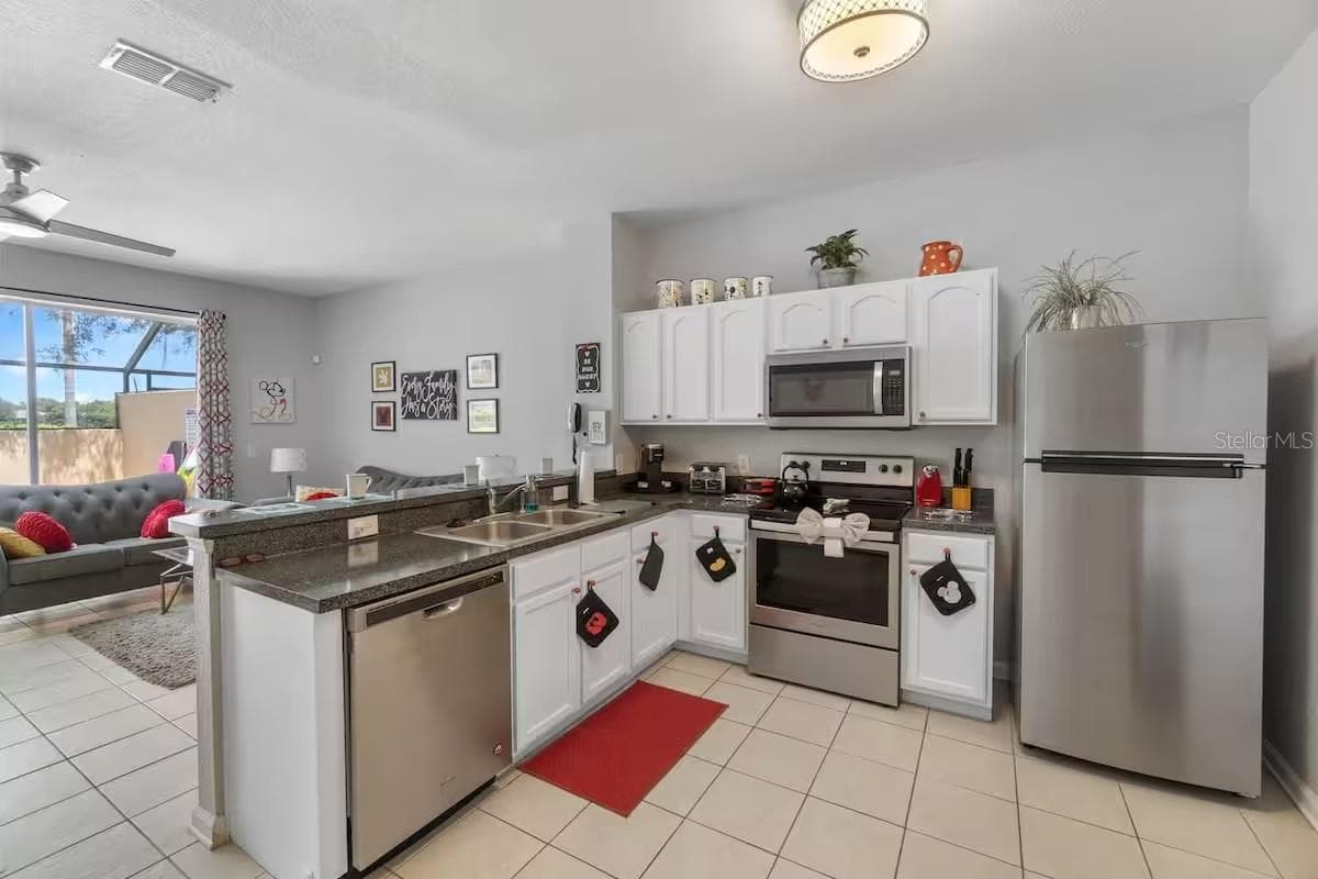 Townhouse at 7683 FITZCLARENCE ST, KISSIMMEE, photo 9 of 64
