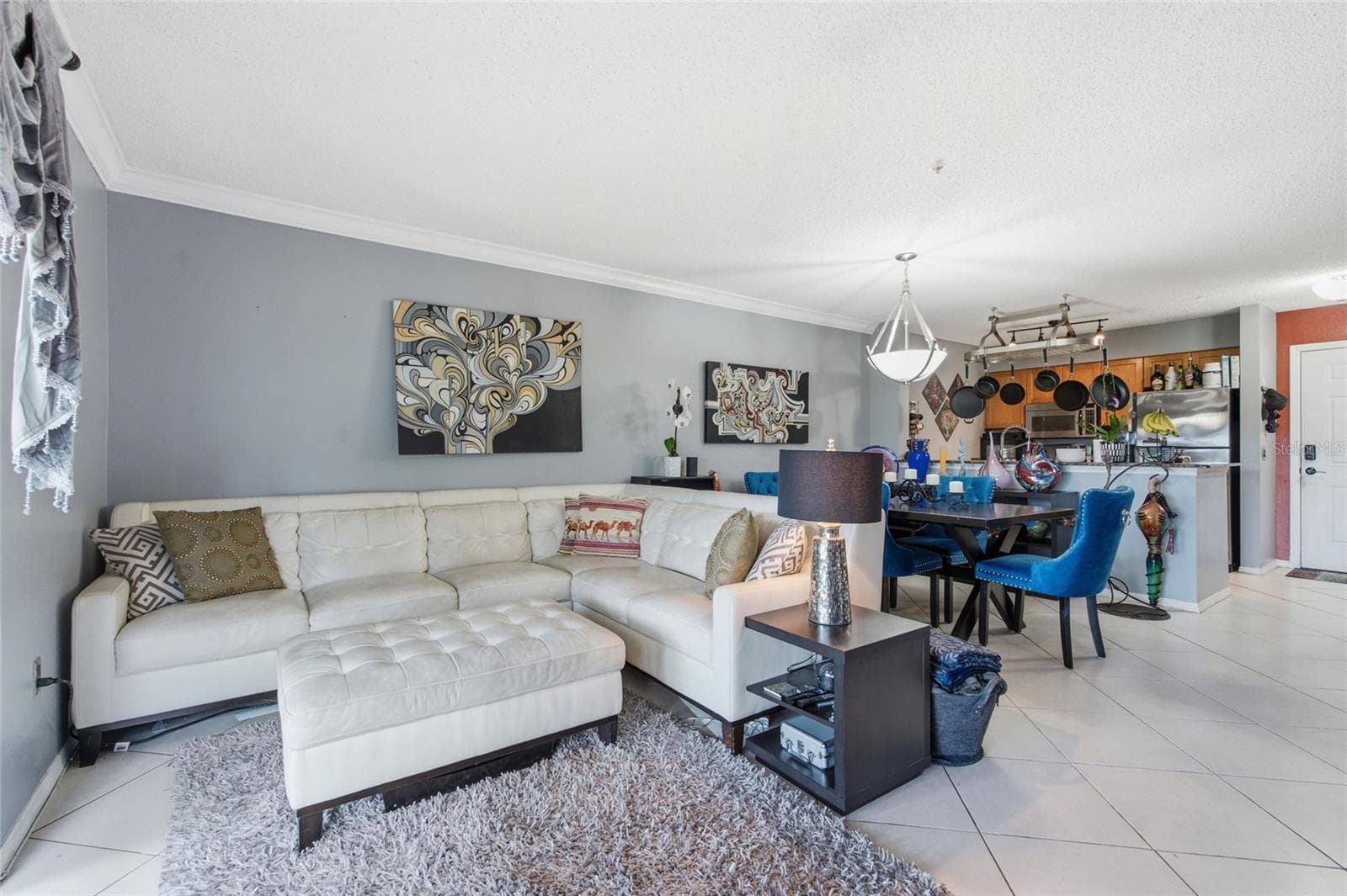 Living Room area - first floor - 2400 FEATHER SOUND DR #313, CLEARWATER