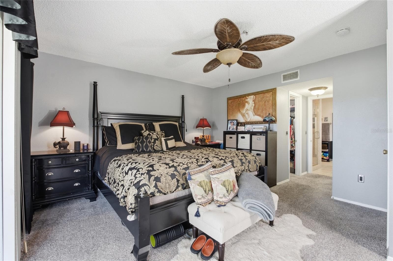 Primary bedroom - 2nd floor - 2400 FEATHER SOUND DR #313, CLEARWATER