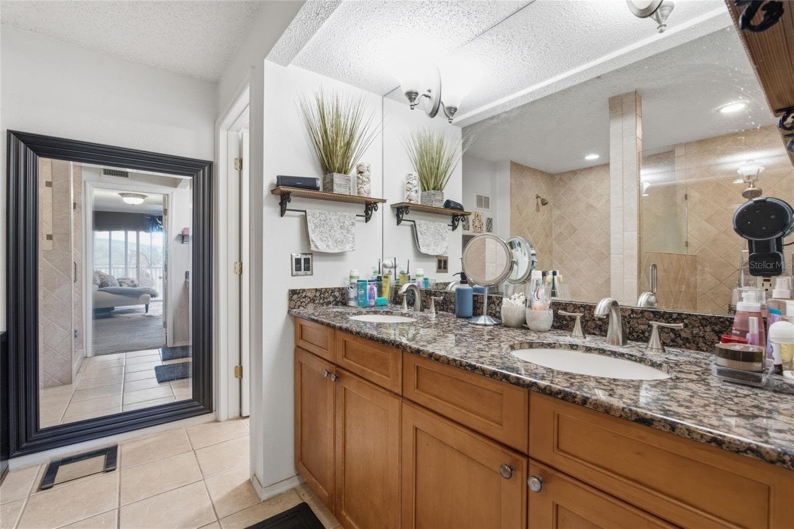 Primary ensuite - 2nd floor - 2400 FEATHER SOUND DR #313, CLEARWATER