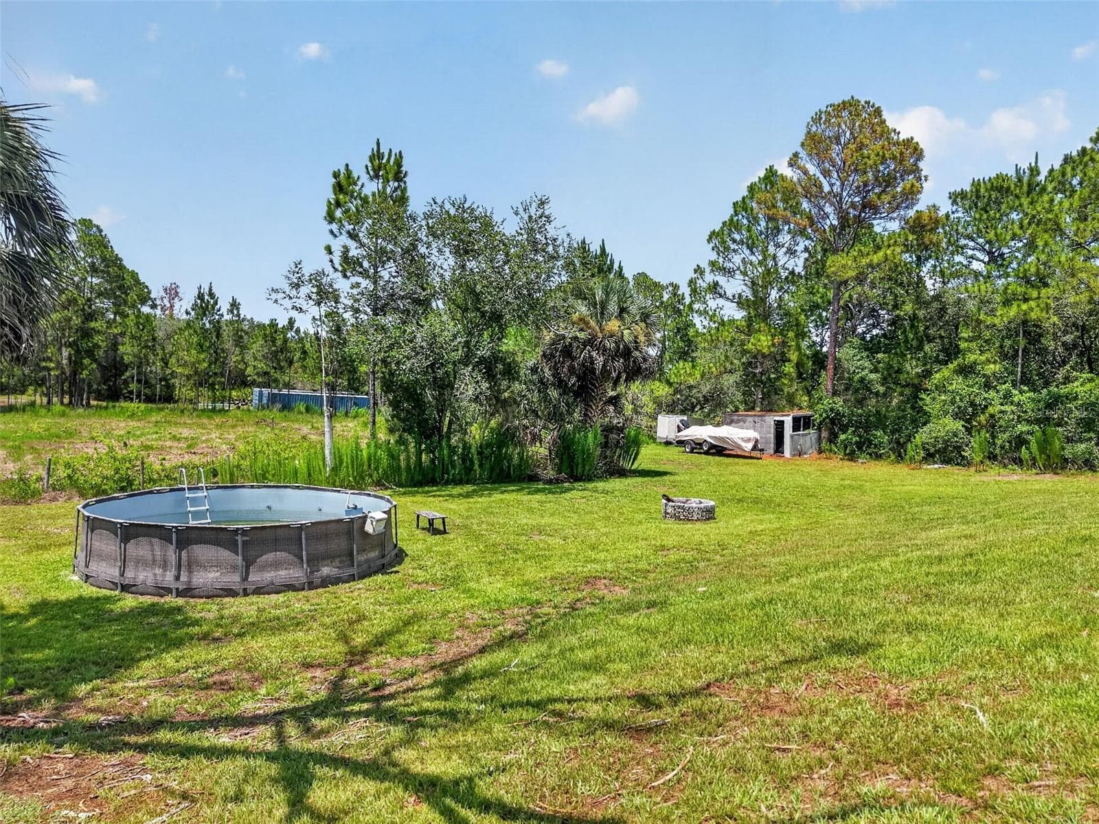 Manufactured Home at 32439 HIGHLAND LAKES RD, DELAND, photo 6 of 34