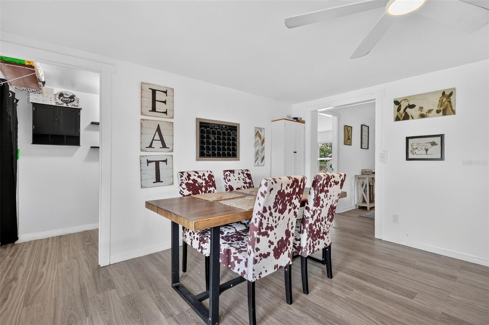 Manufactured Home at 32439 HIGHLAND LAKES RD, DELAND, photo 13 of 34