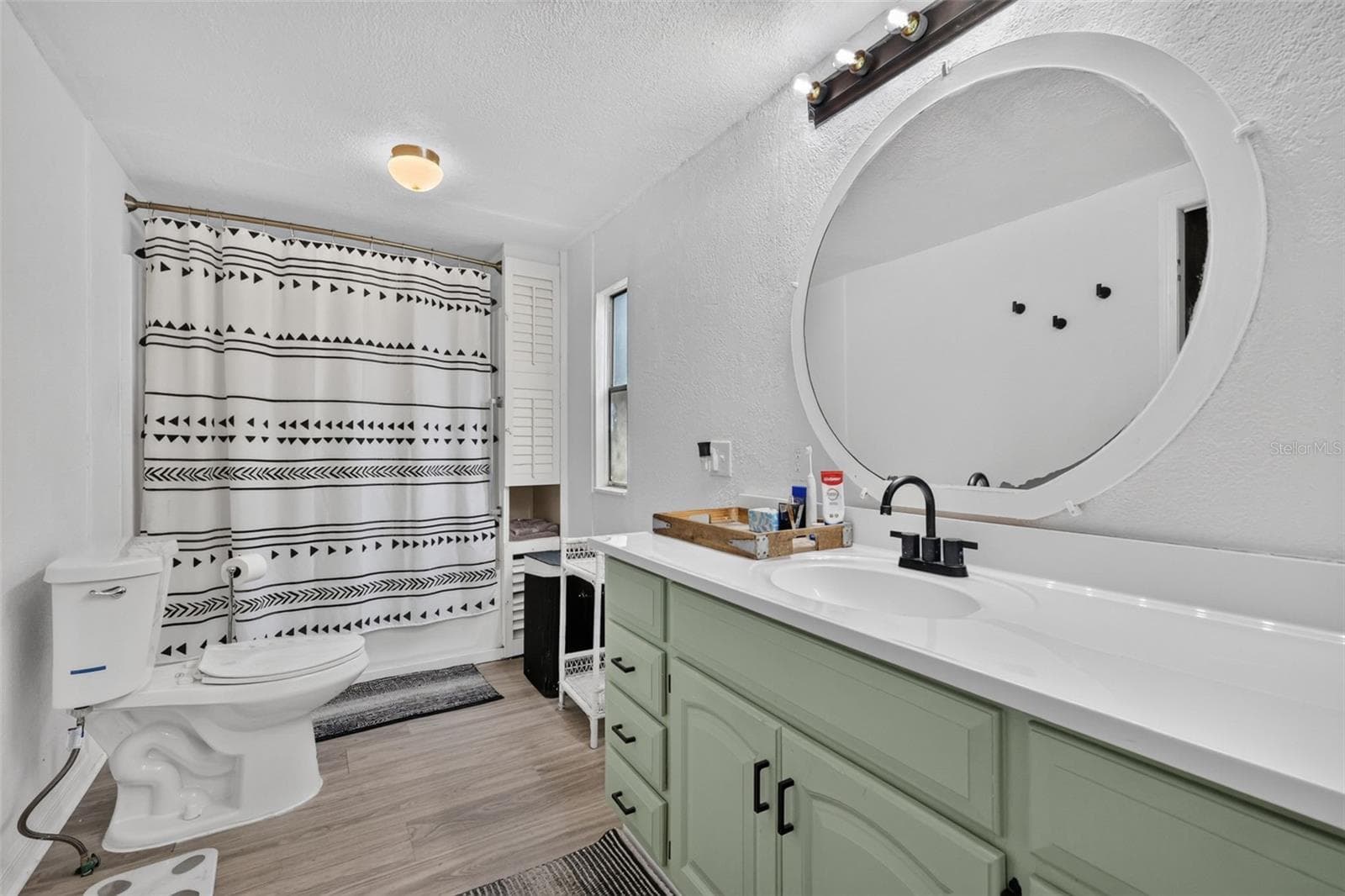 Manufactured Home at 32439 HIGHLAND LAKES RD, DELAND, photo 18 of 34