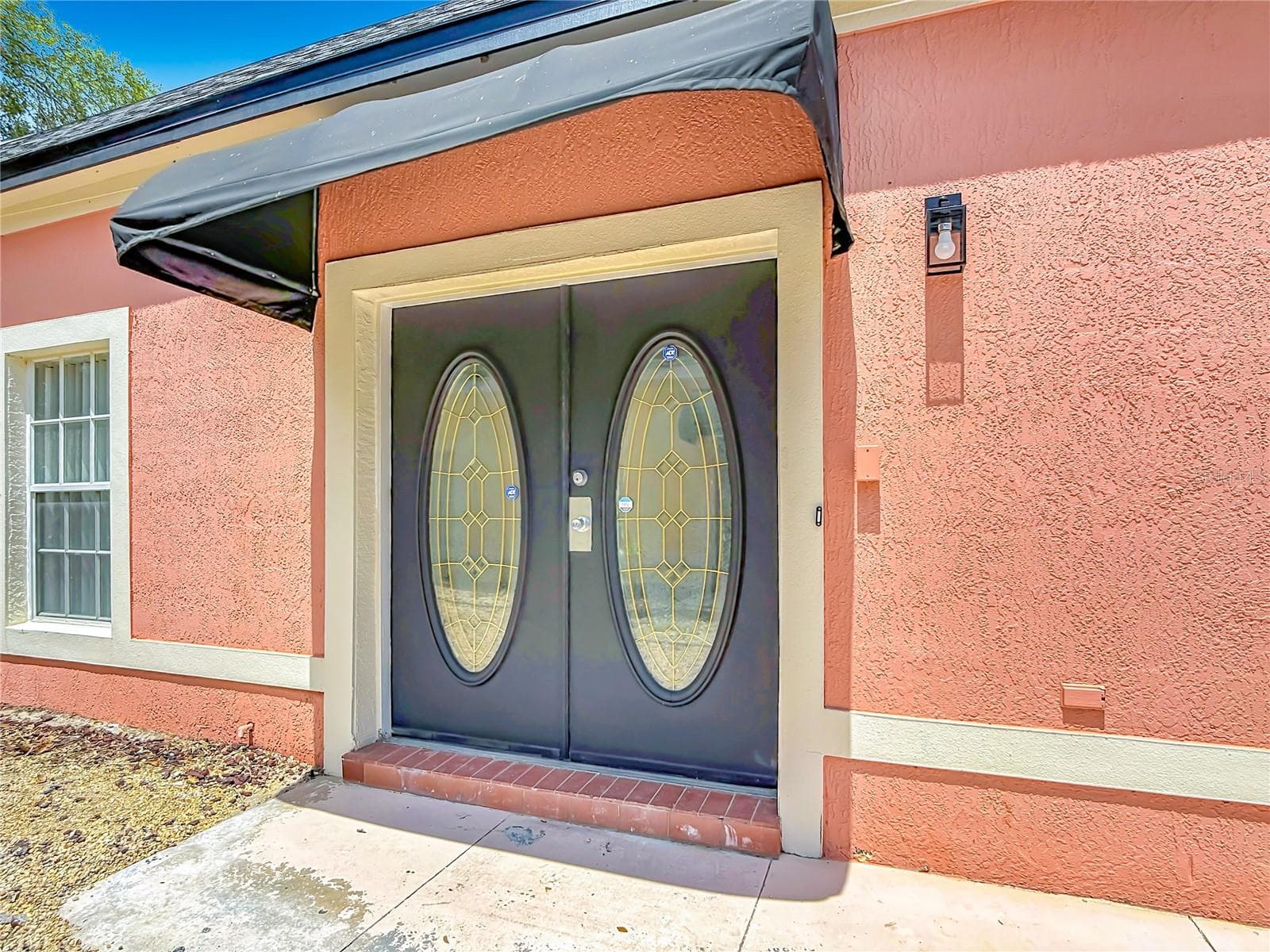 1008 UNIVERSAL REST PL