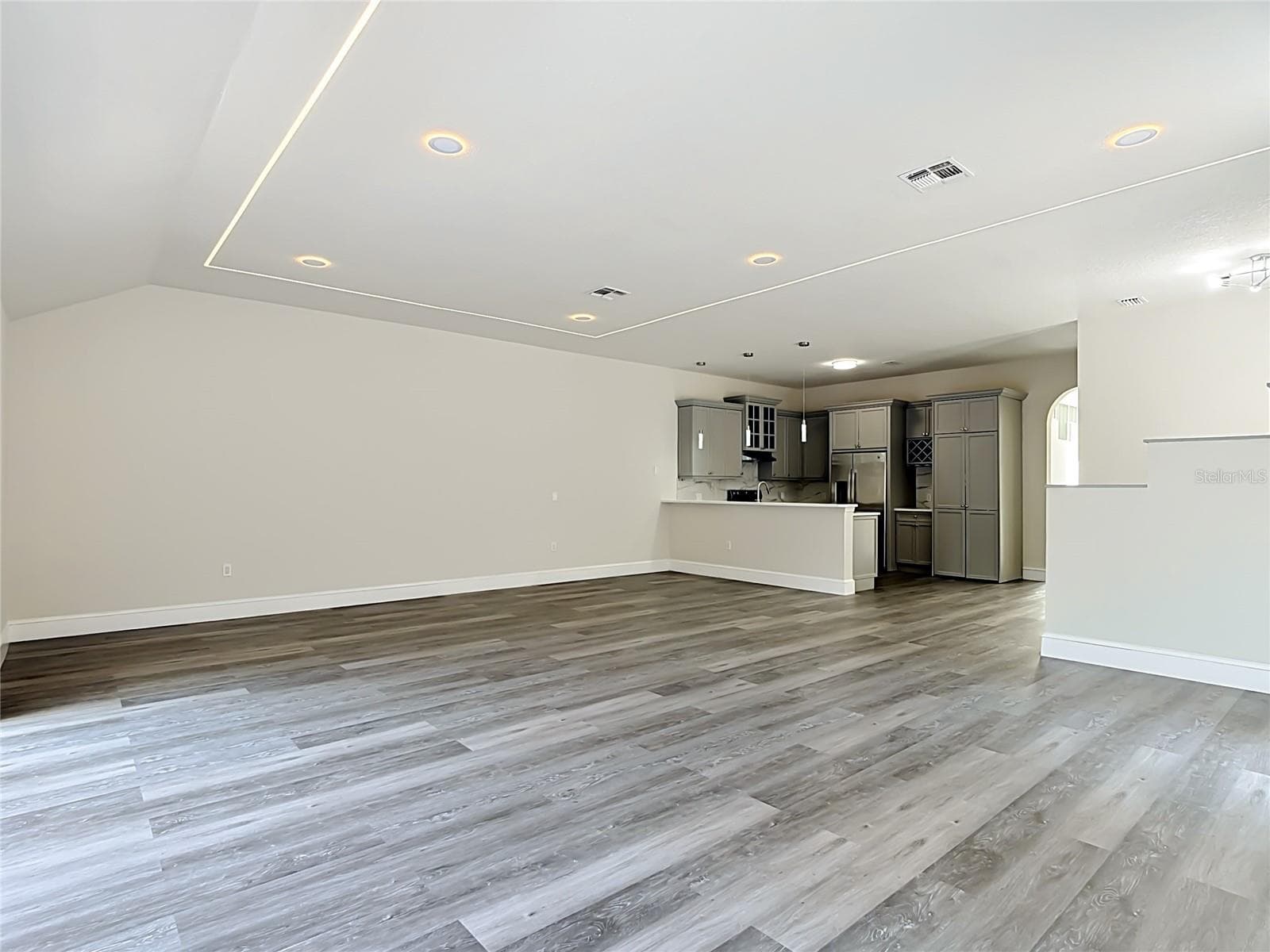 Townhouse at 1008 UNIVERSAL REST PL, KISSIMMEE, photo 5 of 34