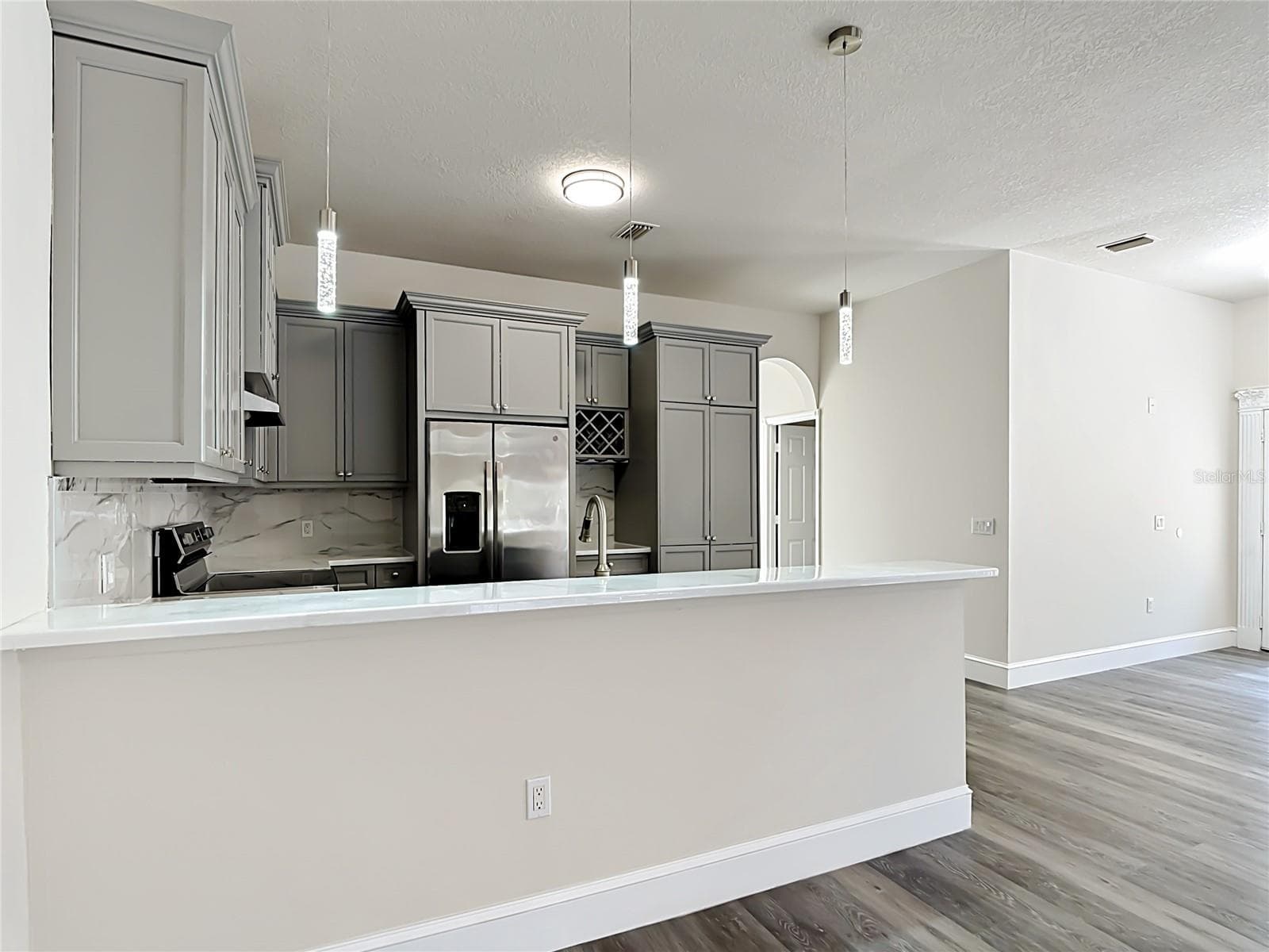 Townhouse at 1008 UNIVERSAL REST PL, KISSIMMEE, photo 8 of 34