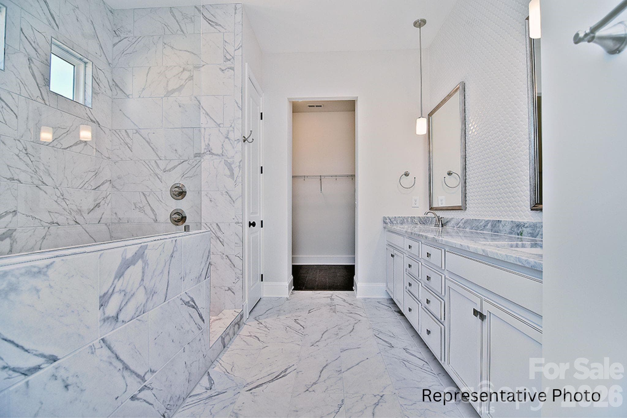 Single Family Residence at 484 Edmunds Lane, Clover, photo 12 of 34