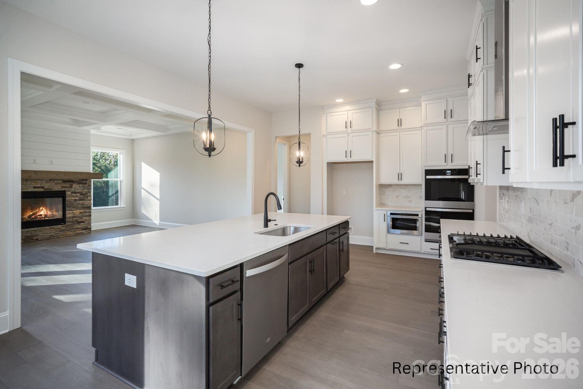 Single Family Residence at 484 Edmunds Lane, Clover, photo 15 of 34