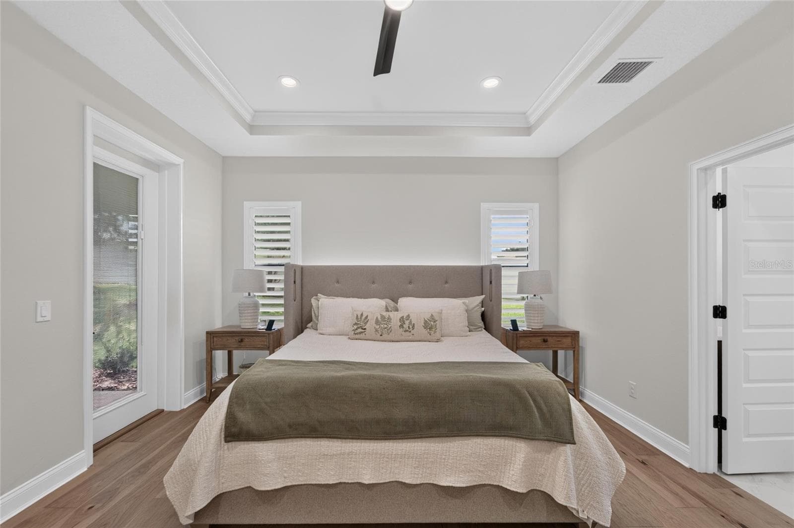Single Family Residence at 5391 CLUBHOUSE HILLS LN, LAKELAND, photo 32 of 79