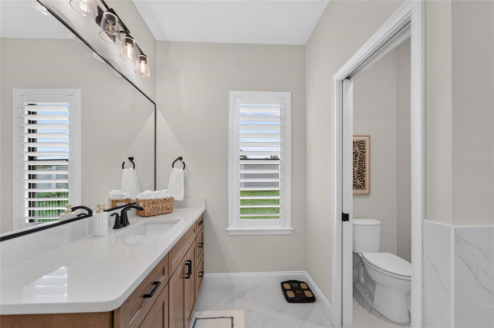 Single Family Residence at 5391 CLUBHOUSE HILLS LN, LAKELAND, photo 36 of 79