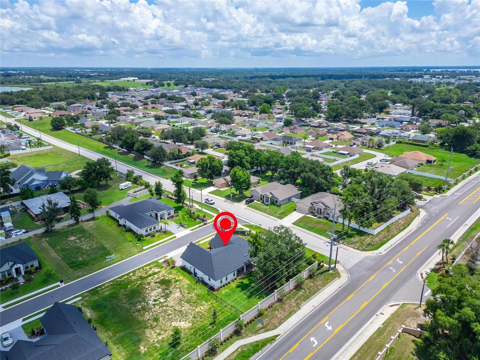 Single Family Residence at 5391 CLUBHOUSE HILLS LN, LAKELAND, photo 73 of 79