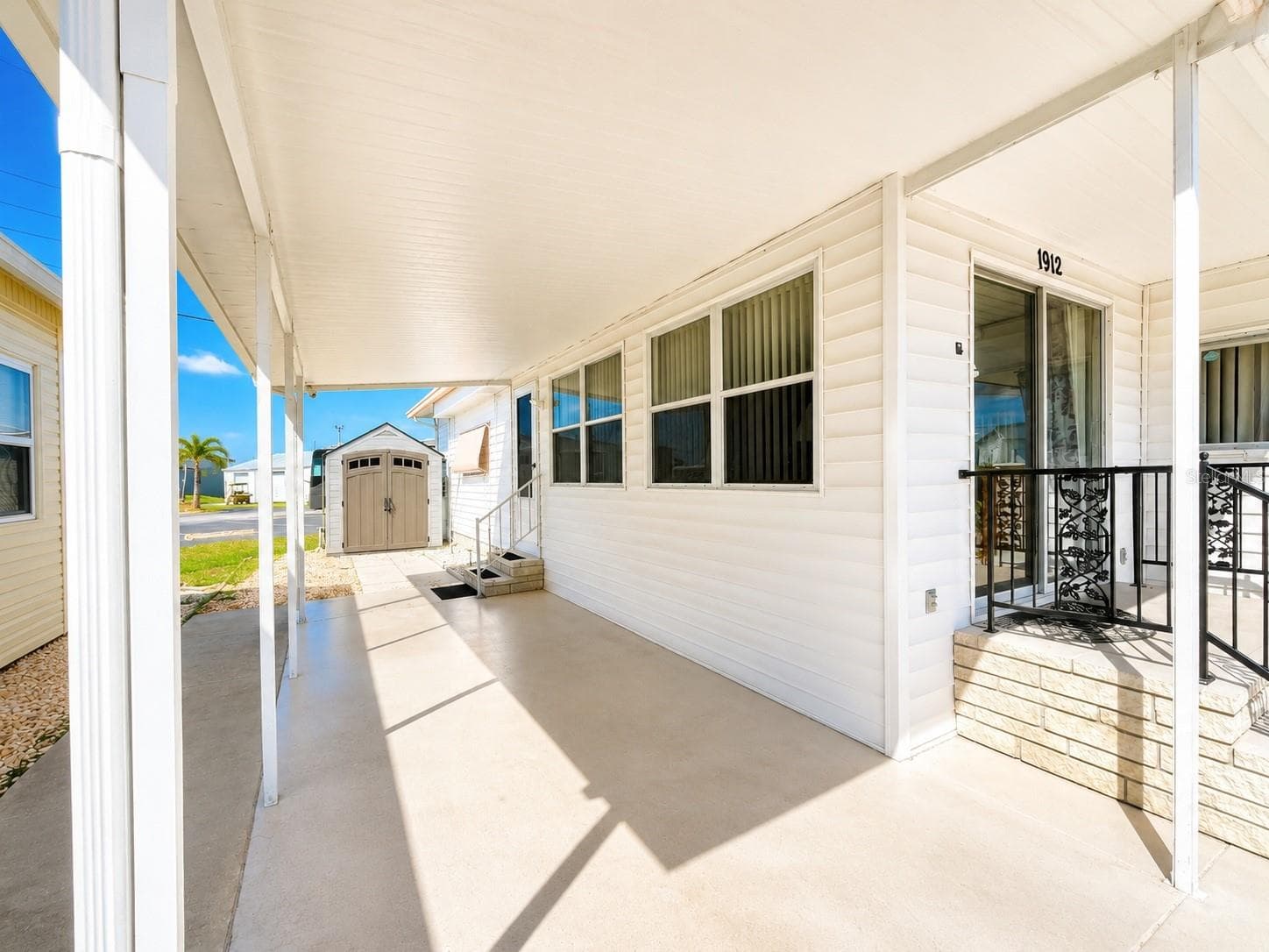 Mobile Home at 1912 IOWA AVE, BRADENTON, photo 28 of 38