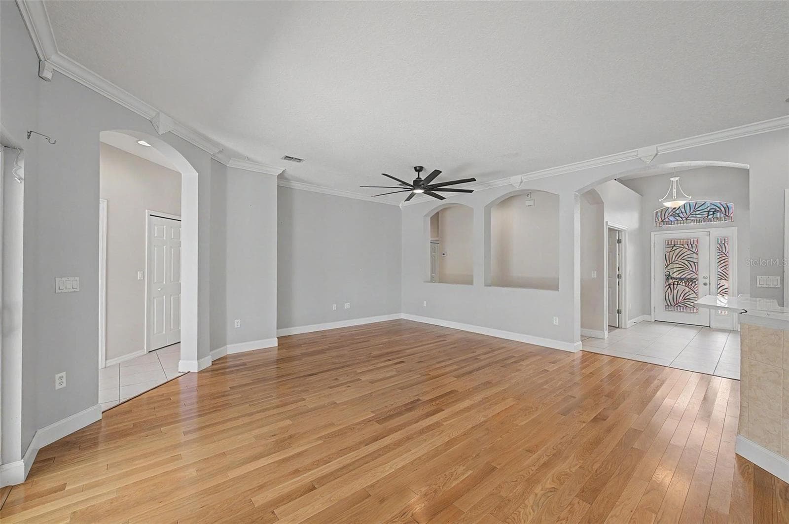 large family room - 2811 RAVENDALE LN, HOLIDAY