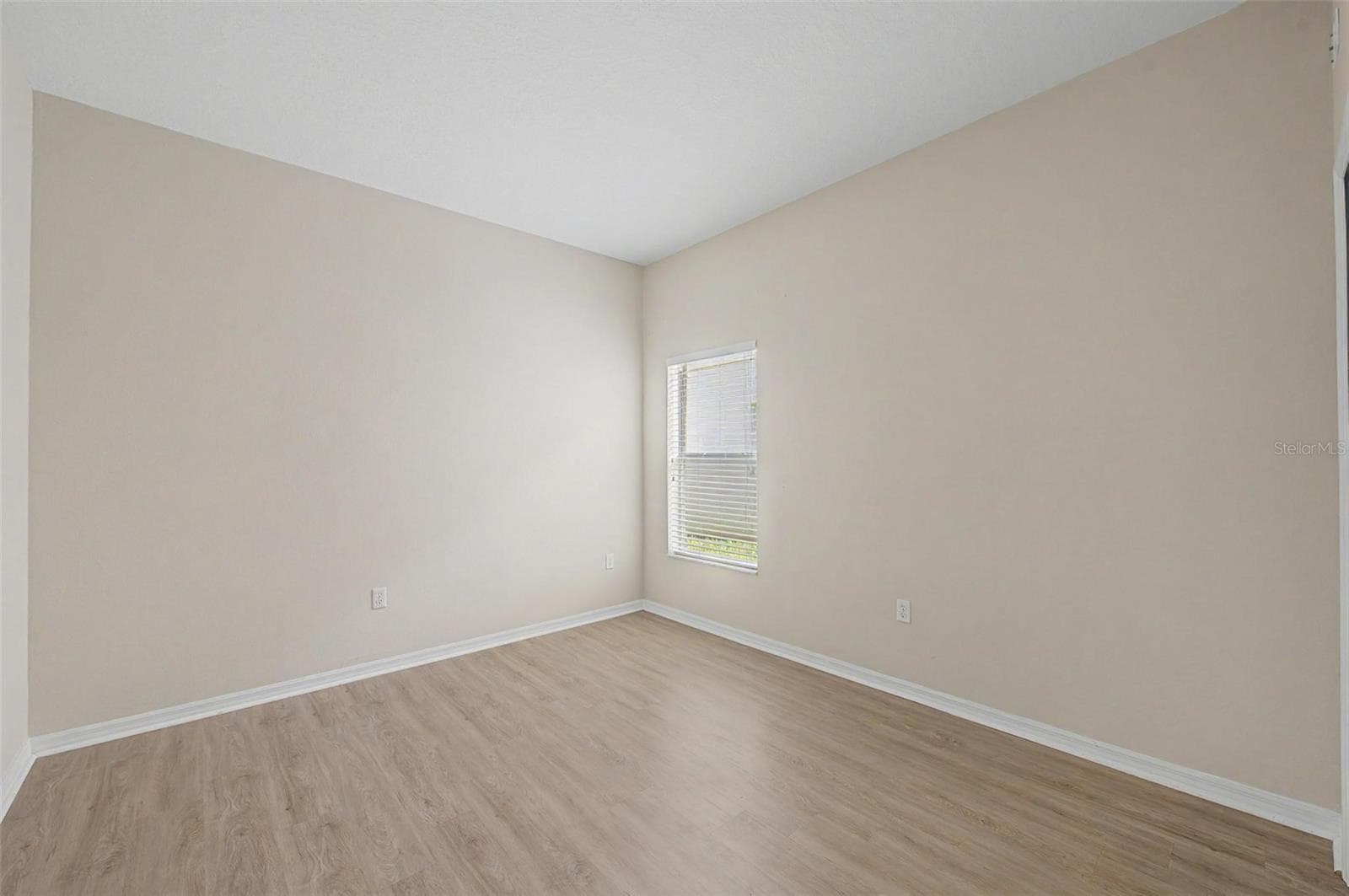 bedroom 2 - 2811 RAVENDALE LN, HOLIDAY