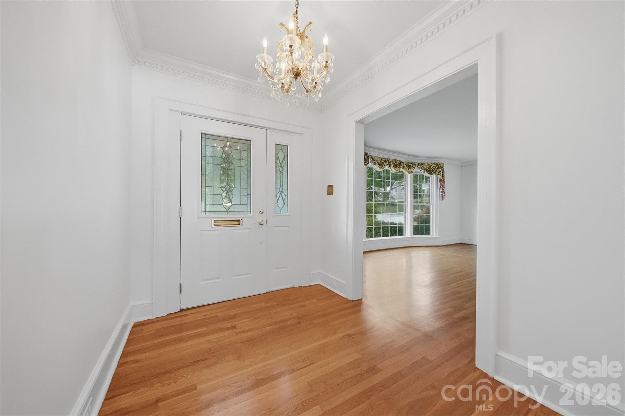 Grand entry way! - Hickory