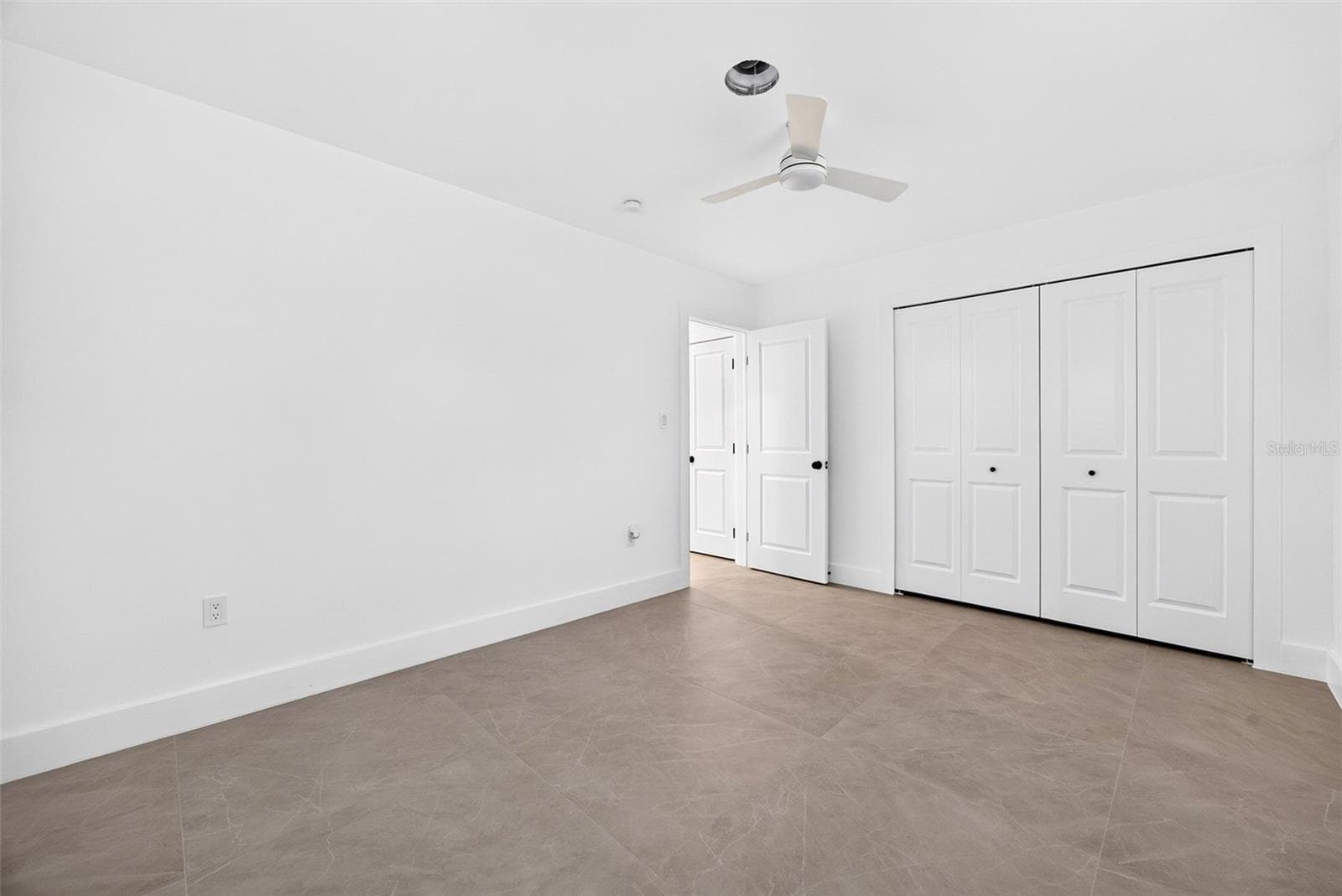 Single Family Residence at 27385 VOYAGEUR DR, PUNTA GORDA, photo 30 of 54
