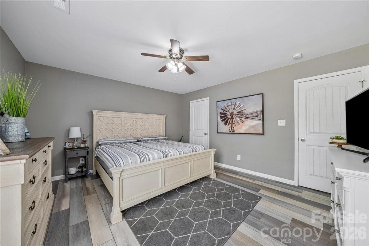 Primary bedroom - 5071 Sedgefield Drive, Lancaster