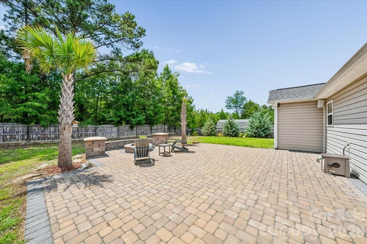 Single Family Residence at 5071 Sedgefield Drive, Lancaster, photo 21 of 24