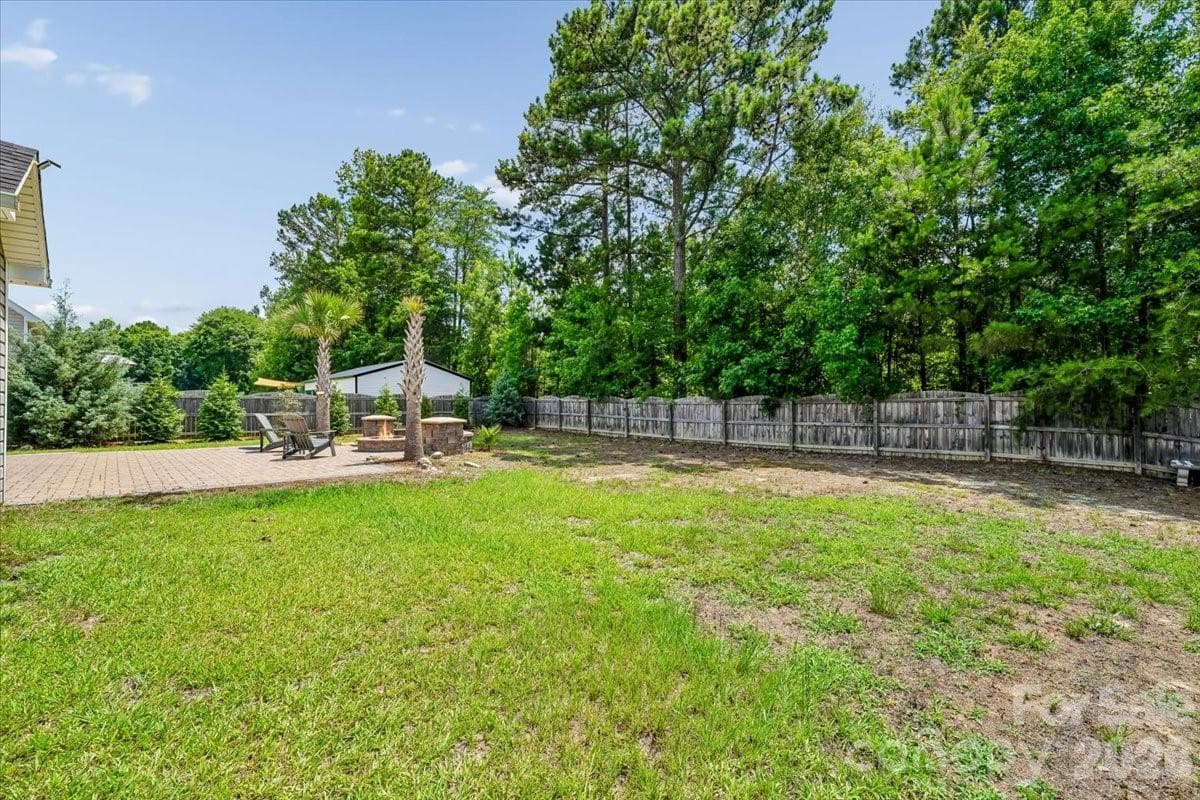 Single Family Residence at 5071 Sedgefield Drive, Lancaster, photo 22 of 24