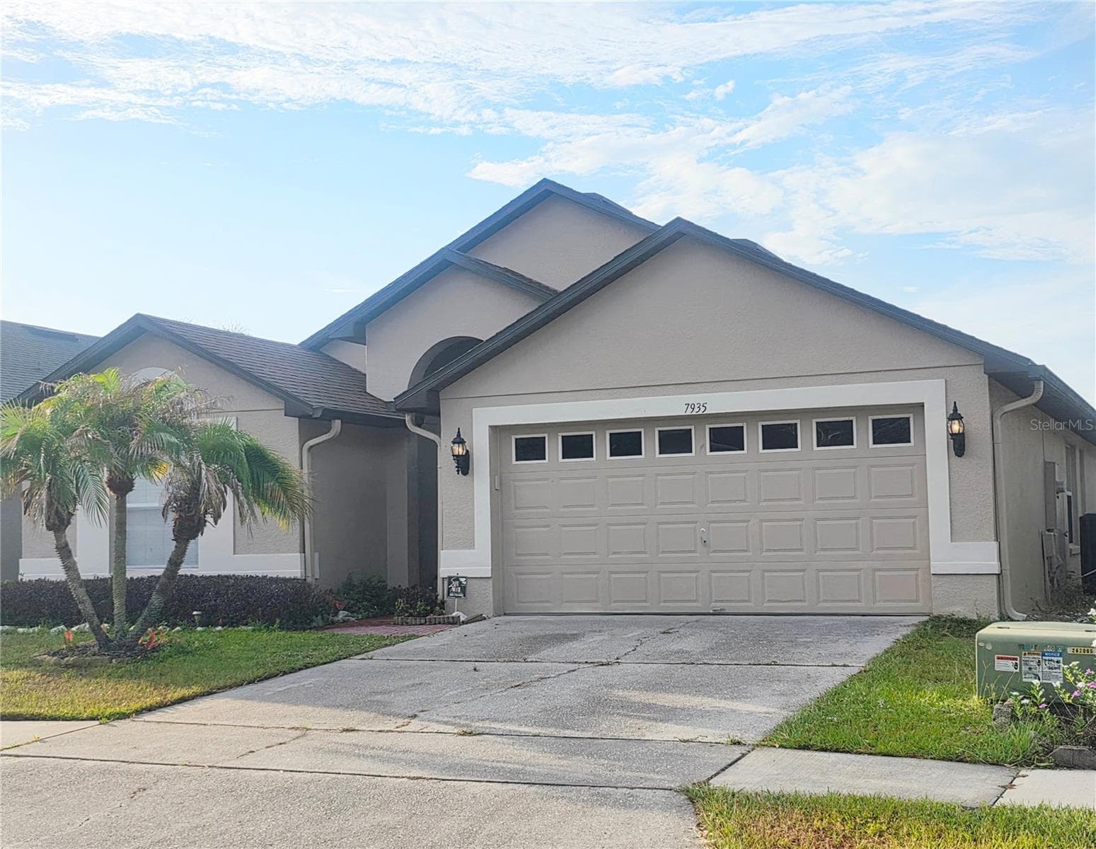 Single Family Residence at 7935 OAKSTONE CT, ORLANDO, photo 3 of 27
