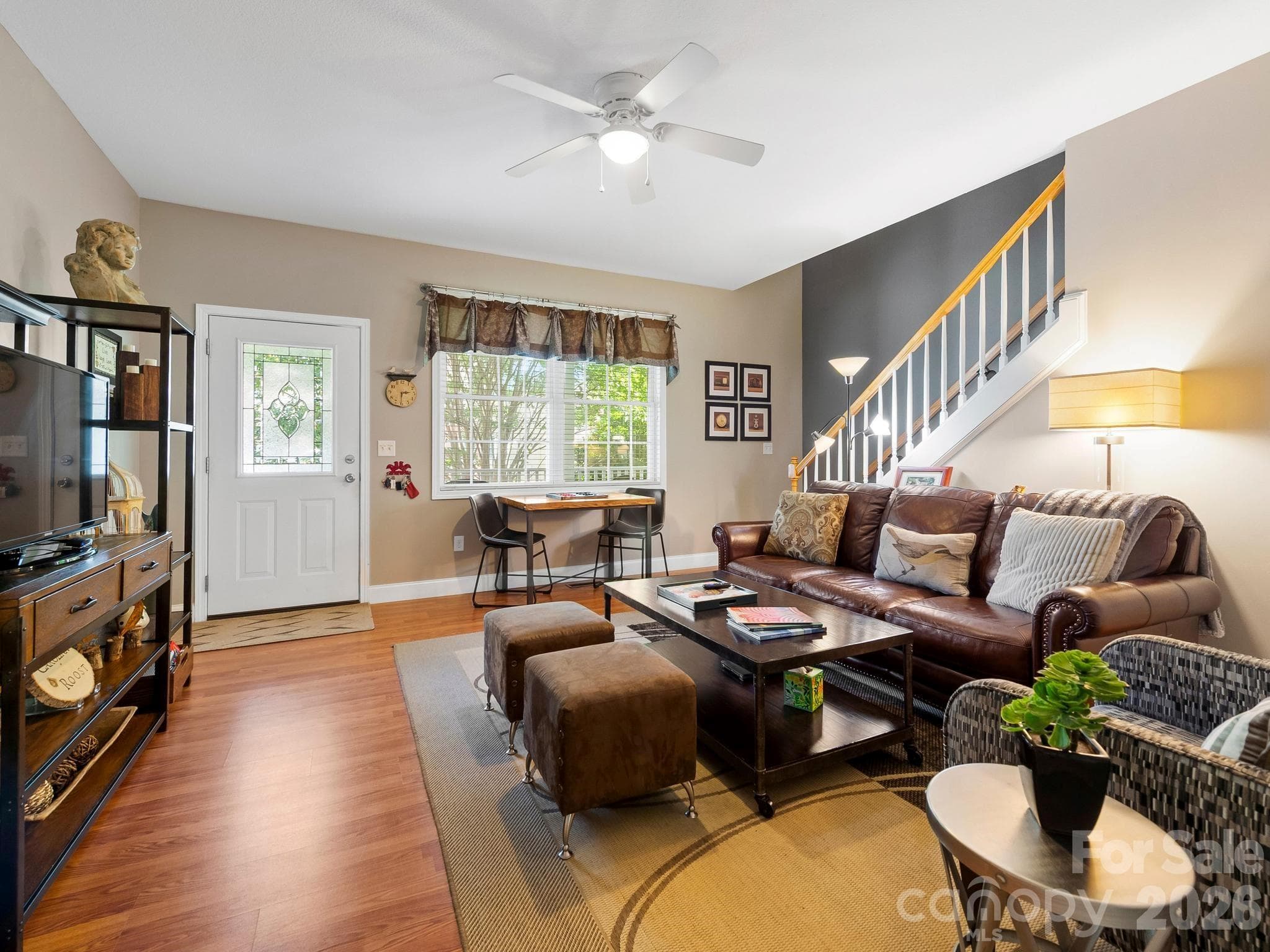 Single Family Residence at 7 Winters Edge Lane, Asheville, photo 7 of 33