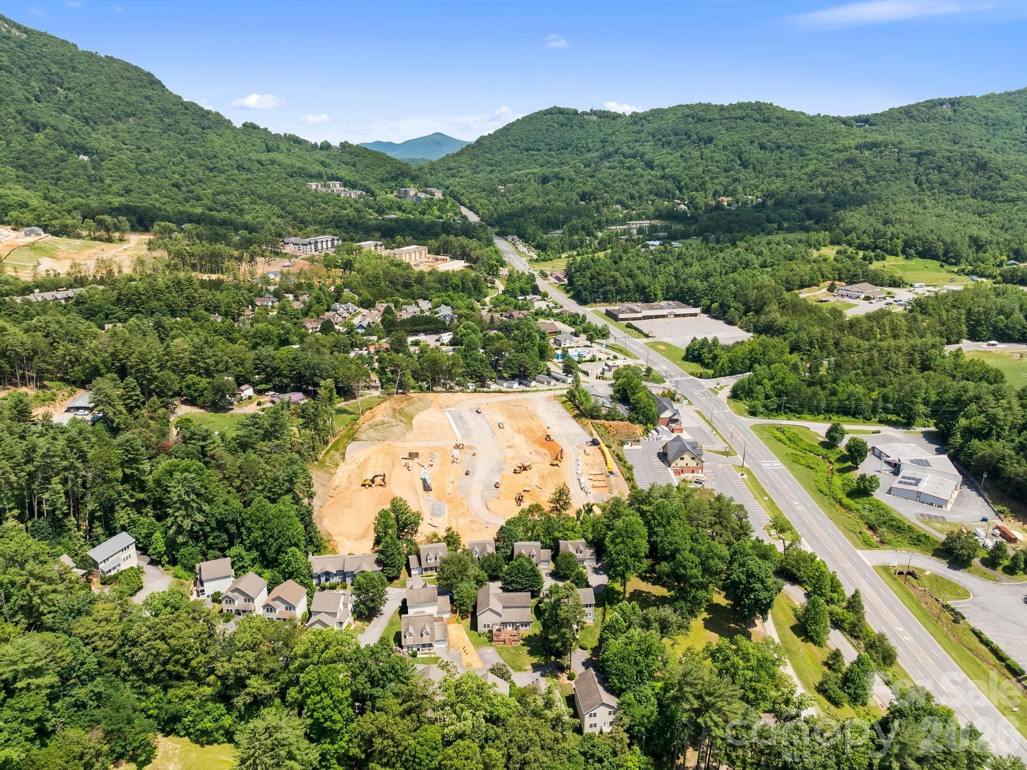 Single Family Residence at 7 Winters Edge Lane, Asheville, photo 31 of 33