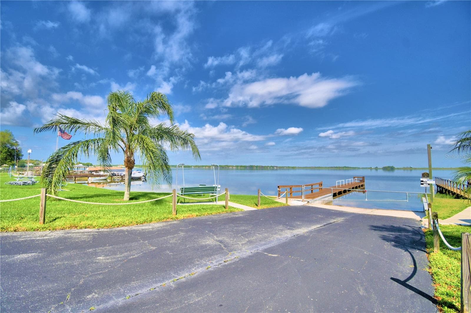 Mobile Home at 111 PARADISE LN, AUBURNDALE, photo 46 of 50