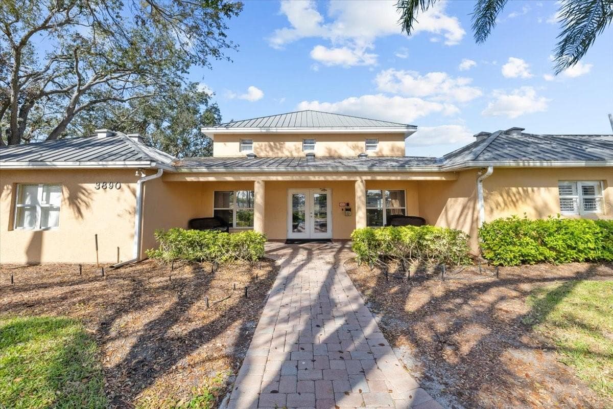 Clubhouse Entrance - 4460 FAIRWAYS BLVD #407, BRADENTON
