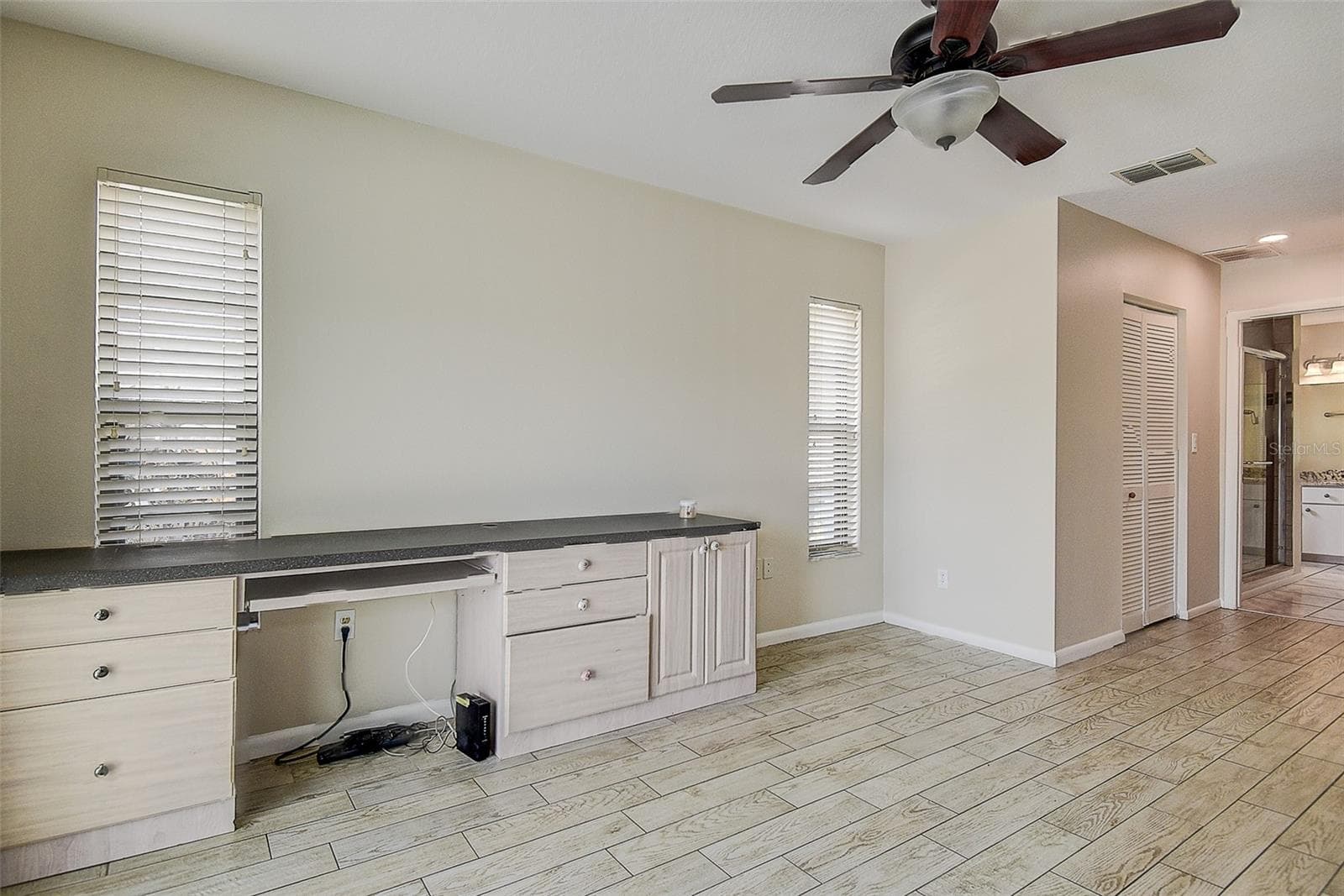Single Family Residence at 2876 LAKE VALENCIA BLVD E, PALM HARBOR, photo 25 of 51