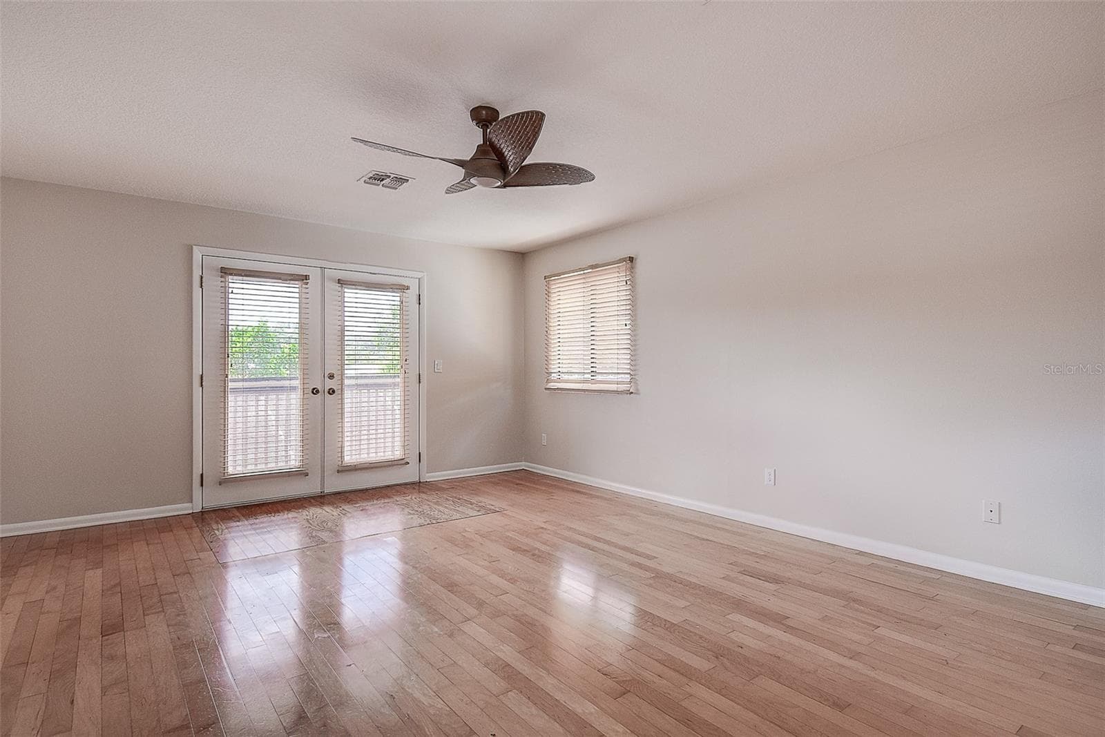 Single Family Residence at 2876 LAKE VALENCIA BLVD E, PALM HARBOR, photo 30 of 51