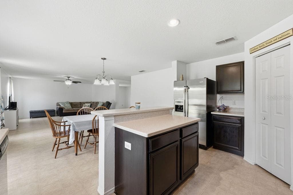 Single Family Residence at 11018 RUNNING PINE DR, RIVERVIEW, photo 10 of 36