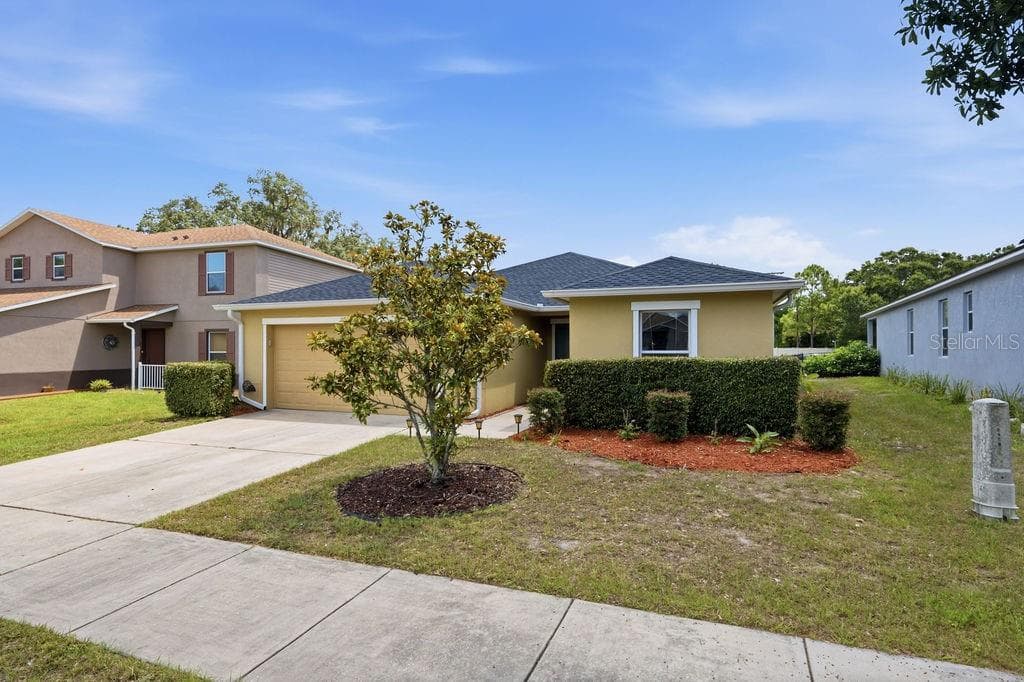 Single Family Residence at 11018 RUNNING PINE DR, RIVERVIEW, photo 17 of 36