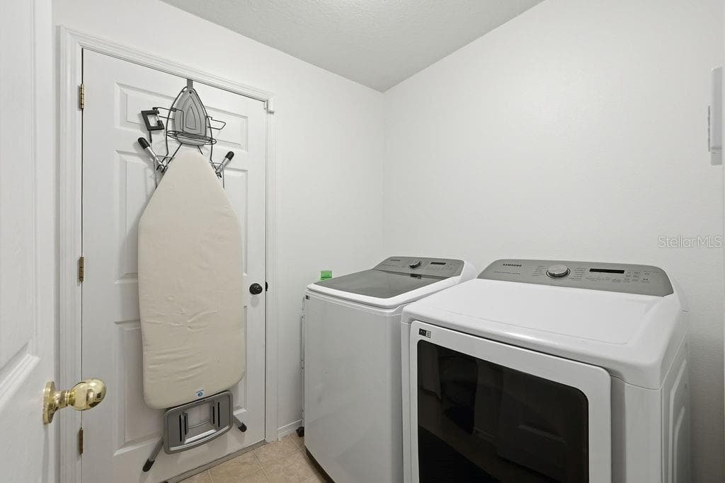 Single Family Residence at 11018 RUNNING PINE DR, RIVERVIEW, photo 23 of 36
