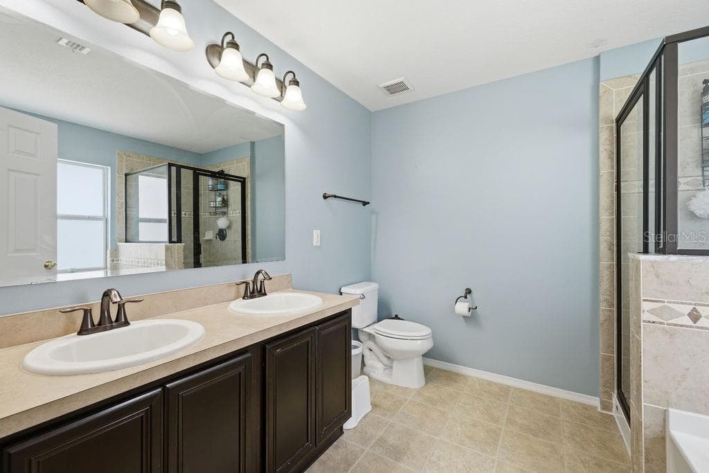 Single Family Residence at 11018 RUNNING PINE DR, RIVERVIEW, photo 26 of 36