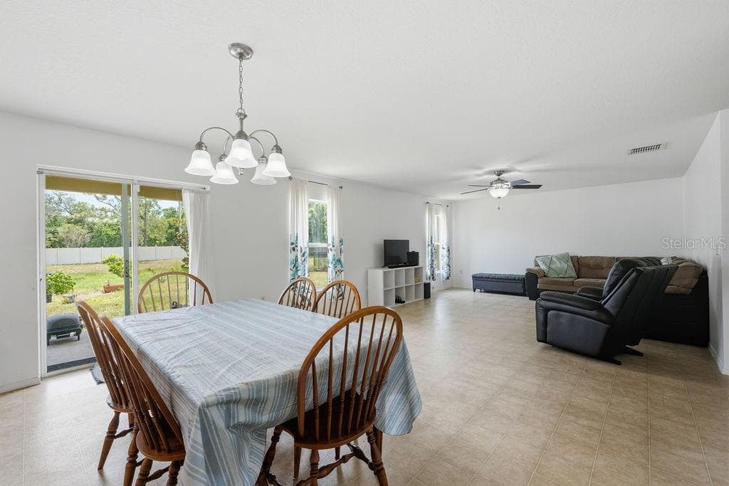 Single Family Residence at 11018 RUNNING PINE DR, RIVERVIEW, photo 31 of 36