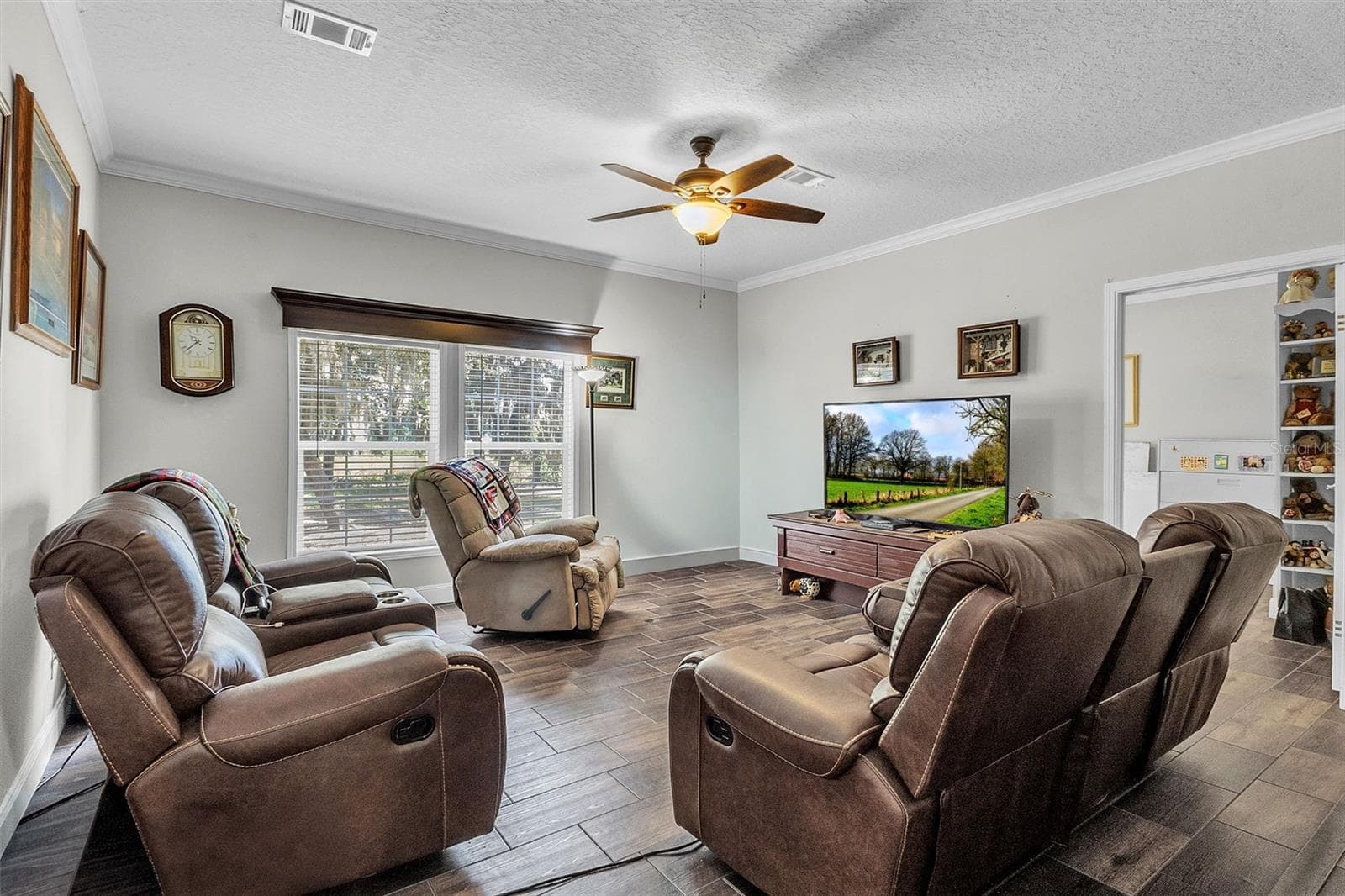 Manufactured Home at 601 PURVIS RD, SEVILLE, photo 10 of 31