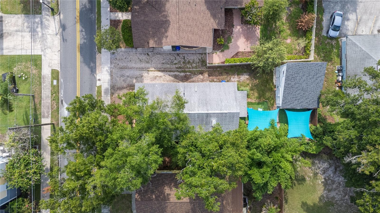 Single Family Residence at 817 E LIME ST, LAKELAND, photo 34 of 45