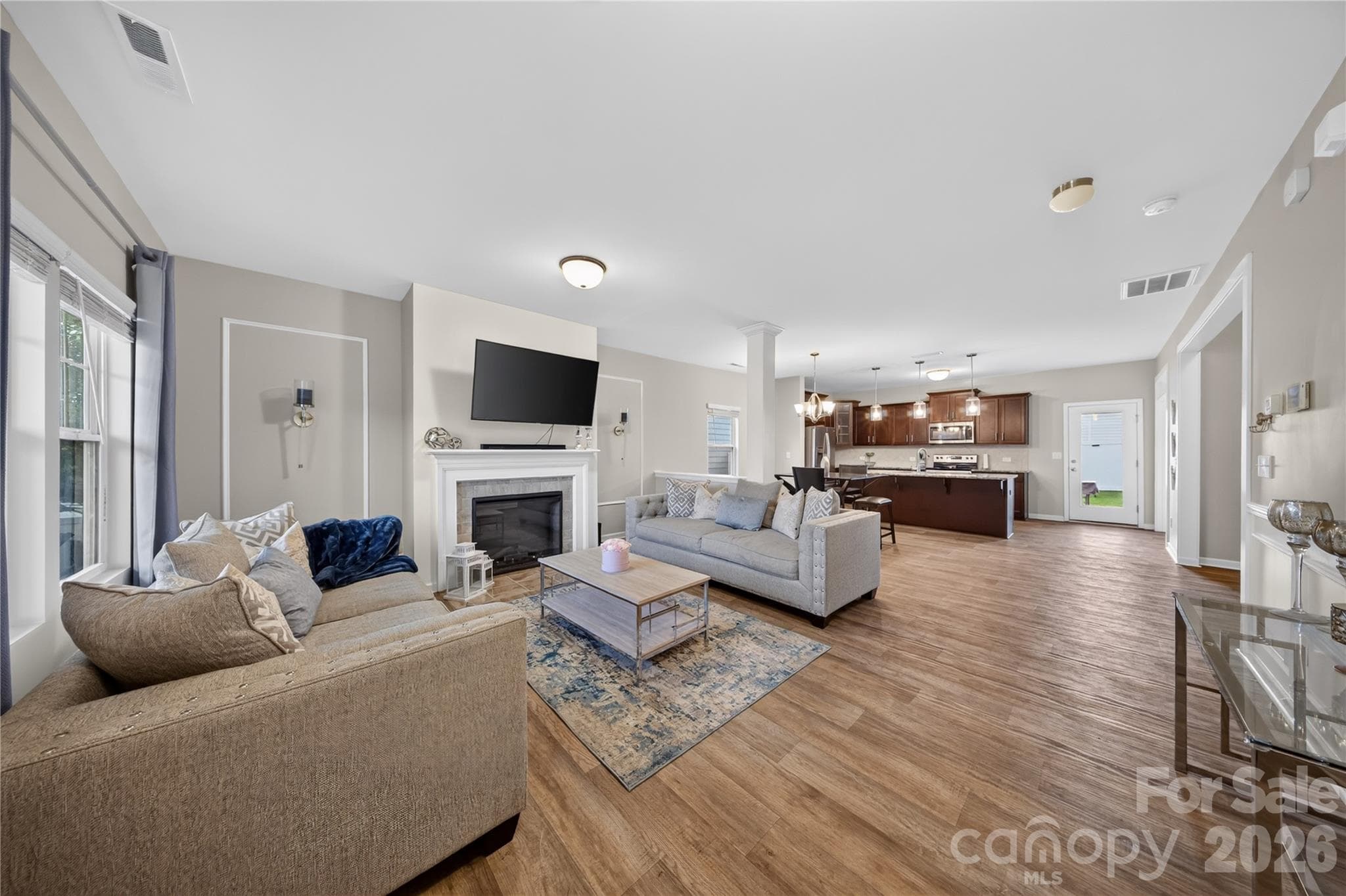 Single Family Residence at Belmont, photo 4 of 48