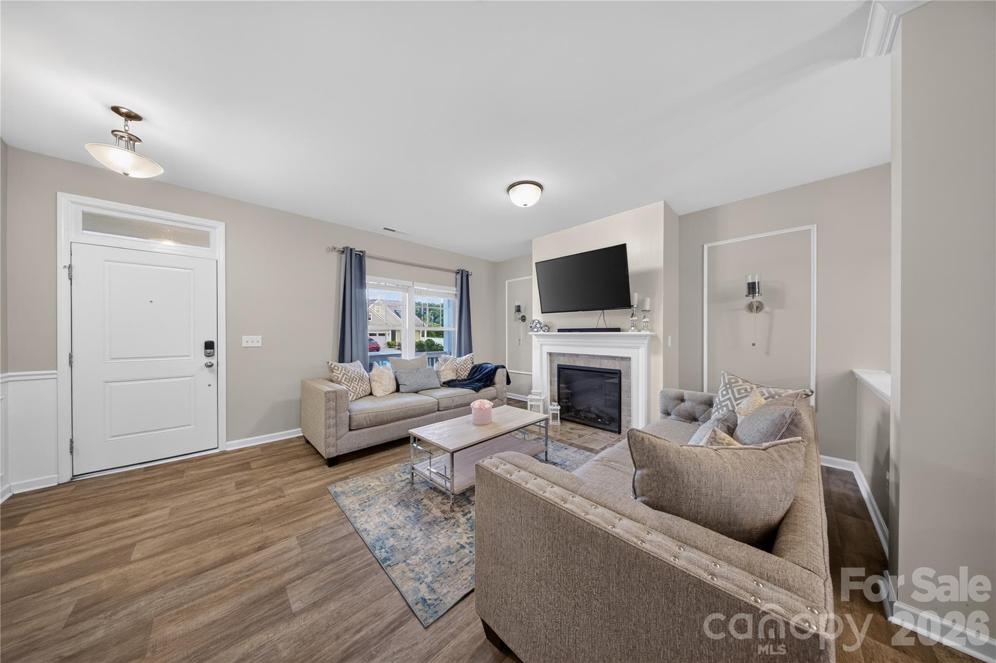 Single Family Residence at Belmont, photo 8 of 48